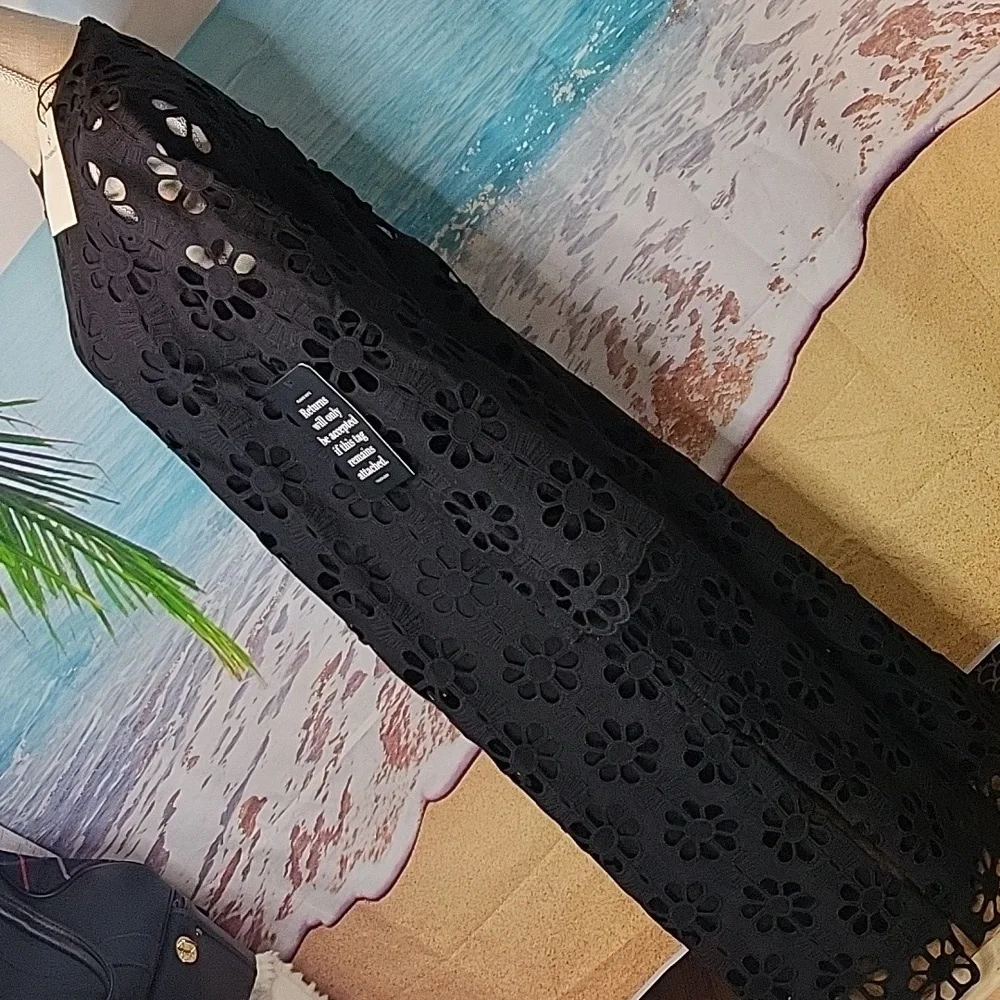 Tuckernuck Noir Eyelet Hutton Dress Numerous Sizes - Picture 7 of 8
